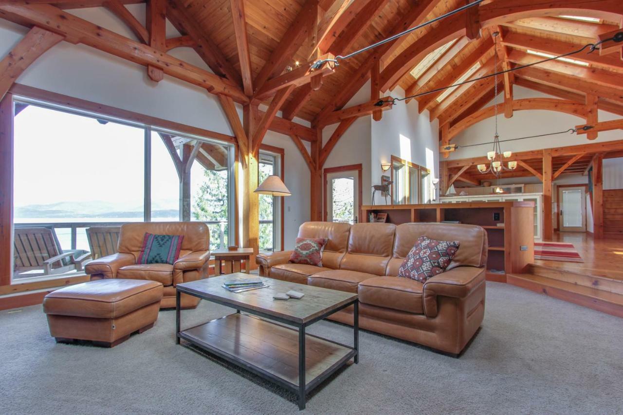 Bottle Bay Lakefront Lodge Sandpoint Exterior photo