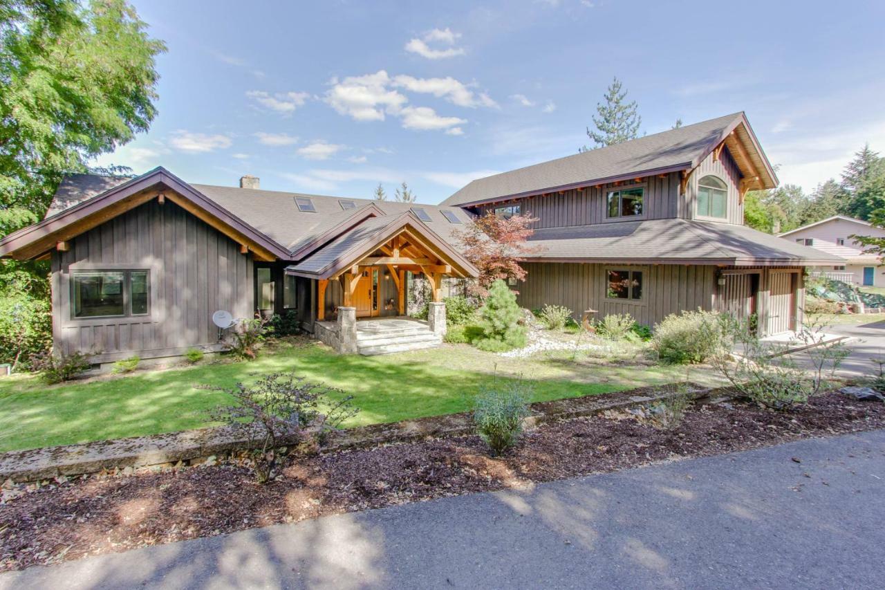 Bottle Bay Lakefront Lodge Sandpoint Exterior photo
